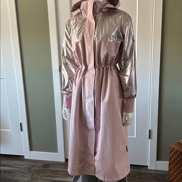 Noize Lilianna Raincoat - Picture 7 of 17